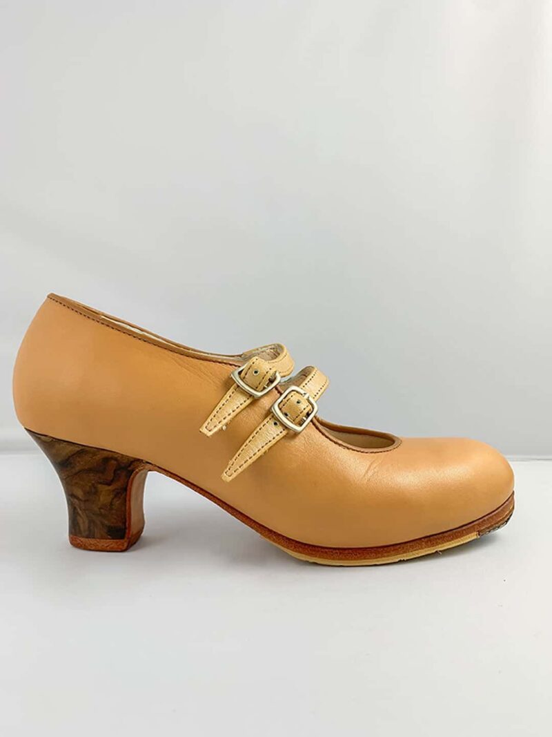 ZAPATO PROFESIONAL SENOVILLA MANUELA CARNE