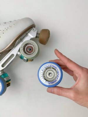 Patin con ruedas combinadas