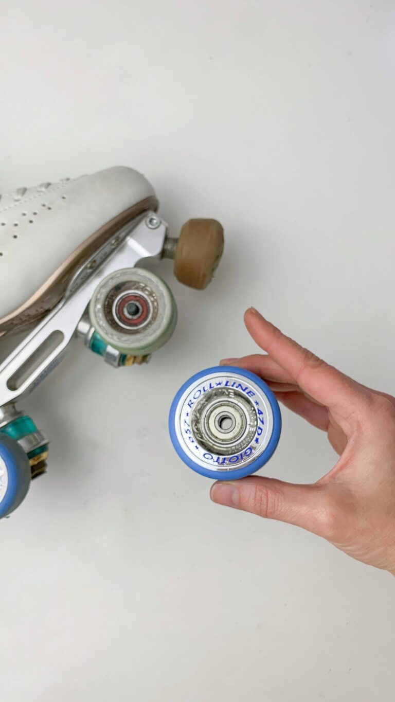 Patin con ruedas combinadas